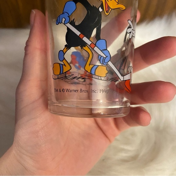 Vintage Looney Tunes 1990’s hockey glass - Picture 8 of 8